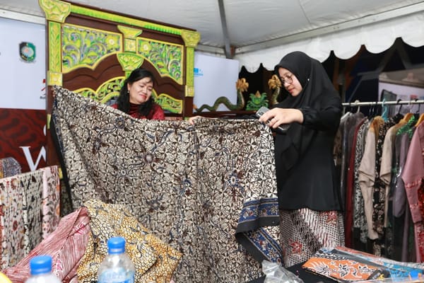 Banyuwangi Batik Festival Tahun Ini Didukung OJK Jember