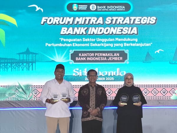 Pemkab Situbondo Raih Dua Penghargaan Bergengsi pada BI Jember Awards 2025