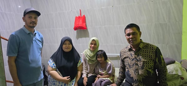 Bupati Syech Muharram Kunjungi Warga Aceh Besar Pasien Bocor Jantung di Jakarta