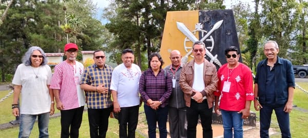 Gubernur Maluku Hendrik Lewerissa Tiba di Papua  Hadiri HUT ke-20 IKEMAL