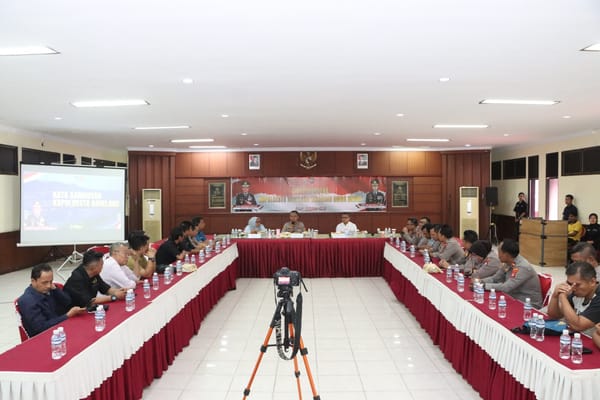 Bangun Sinergi dan Keterbukaan Informasi, Kapolresta Barelang Gelar Coffee Morning Bersama Insan Pers