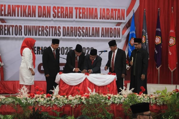 Doktor  SYAWAL dilantik  Sebagai Rektor Universitas Darusalam Ambon