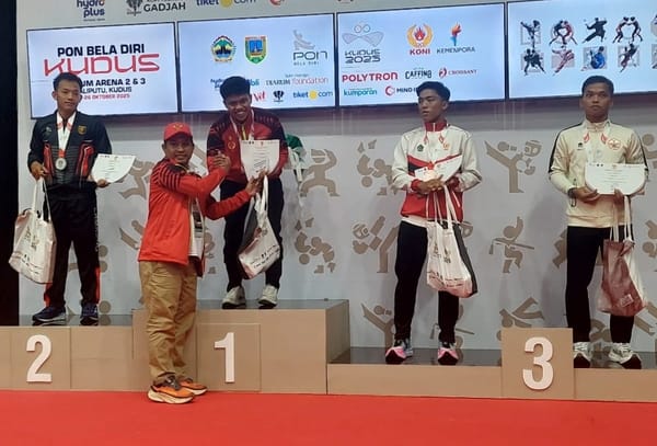 Fadlan Rusli Raih Emas, Pencak Silat Sumbar Tutup PON Beladiri 2025 dengan 1 Emas, 2 Perak, 2 Perunggu