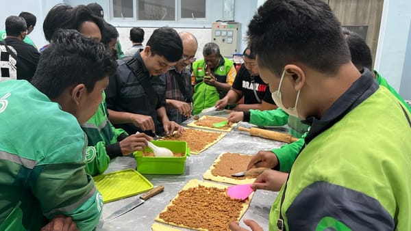 Diskopum Jember Cetak Wirausaha Baru dari Kalangan Istri Ojol, UMKM Kian Menggeliat