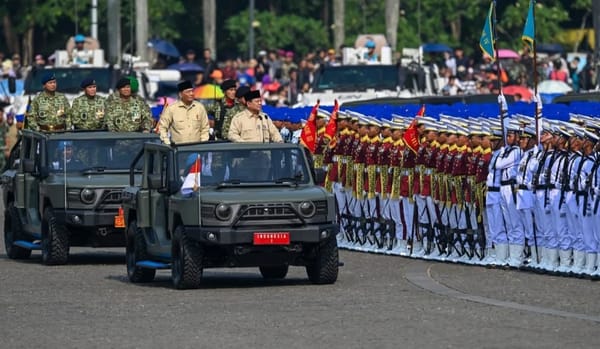 Presiden Minta TNI Ikuti Perkembngan Jaman Dengan Sains Dan Teknologi.