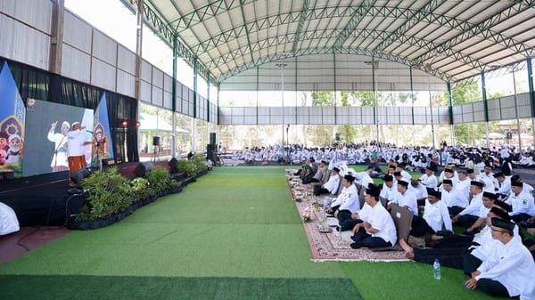 Ratusan Siswa TK-SMP Ramaikan Festival Anak Sholeh Banyuwangi