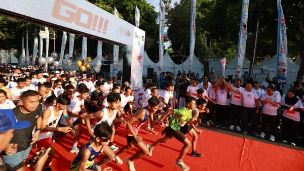 Ribuan Warga Ikuti BIK Run Yang Digelar OJK Jember dan Pemkab Banyuwangi