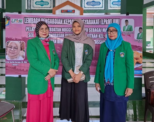Dosen FEB UMI Makassar Laksanakan Penyuluhan Pembuatan Nugget Dari Bahan Dasar Ubi Kayu