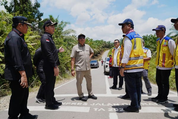Bupati Kapuas Hulu Desak Komisi V DPR Percepat Infrastruktur di Kapuas Hulu