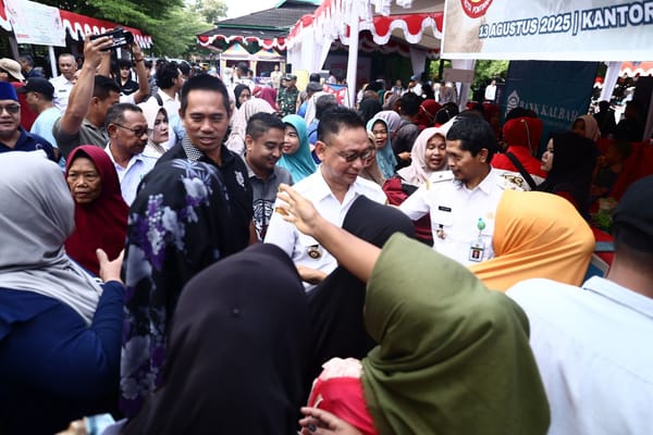 Operasi Pasar Sembako Murah Warnai Hari Jadi ke-254 Kota Pontianak