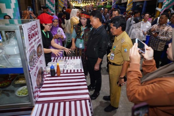 Hidupkan Suasana Tempo Dulu, Pasar Tengah Pontianak Kini Jadi Pusat Kuliner Malam