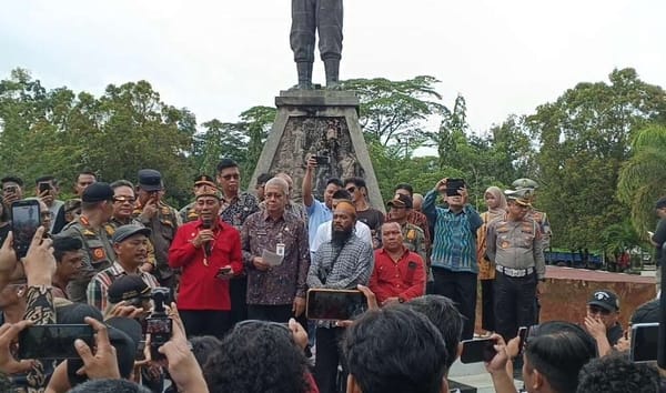 Wagub Kalbar Berang  Pemerintah akan Awasi Praktik Pelangsiran BBM Solar