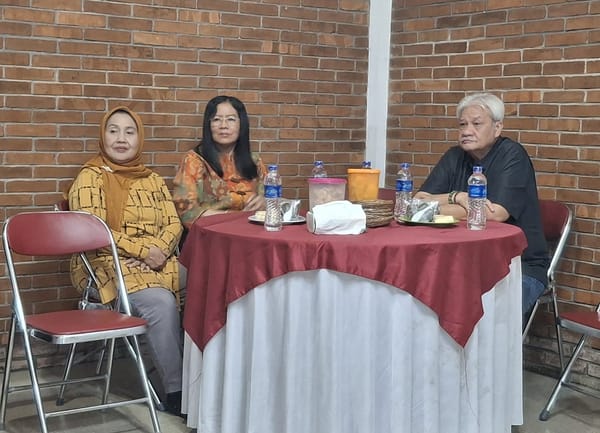 Reuni Mantan Pimpinan LPP RRI Penuh Keakraban di Yogyakarta