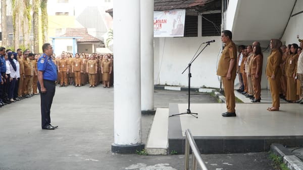 Kesal Sampah Tak Terurus, Wali KotaAmbon Ultimatum Lurah Raja