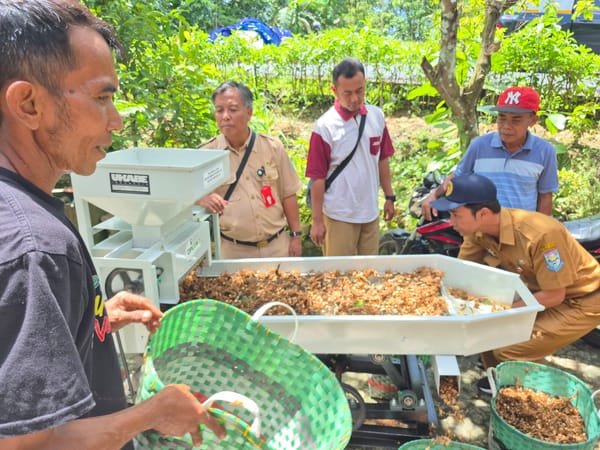 Mesin Perontok dan Pembersih Kapulaga Ringankan Beban Petani Purbalingga