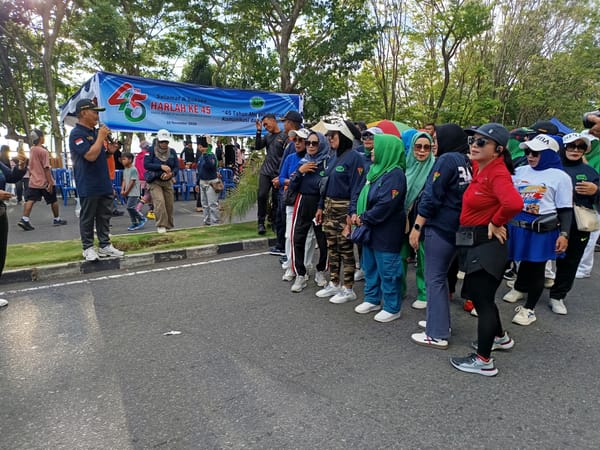 Jalan Sehat Harlah RAPI Kota Ternate Berlangsung Meriah