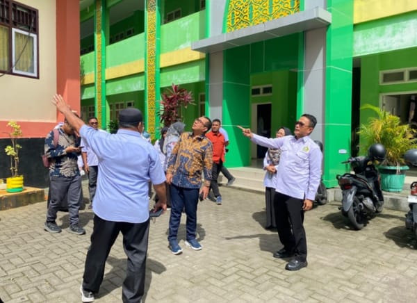 Bappenas Monitoring Proyek Revitalisasi Dua Madrasah di Ternate
