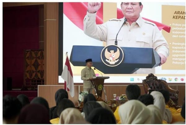 Momen Langka di UPR: Menteri Mukhtarudin Hadir Kuliah Tamu, Tantang Mahasiswa Siap Tembus Pasar Kerja Global