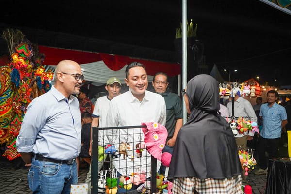 Kebangkitan Pelaku UMKM Lokal Lumajang, Tampilkan Produk Unggulan di Festival UMKM dan Pesona Budaya 2025