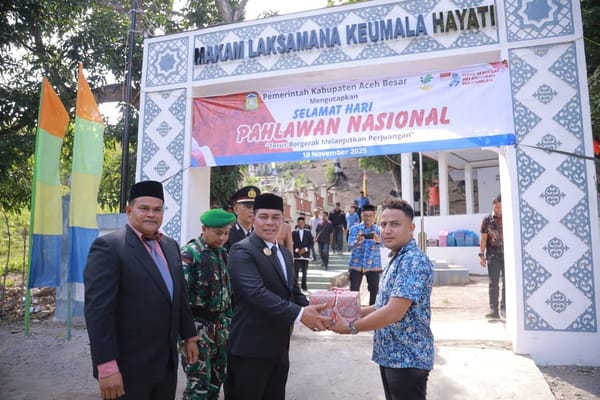 Bupati Aceh Besar Pimpin Ziarah Serentak di Tujuh Titik Makam Pahlawan