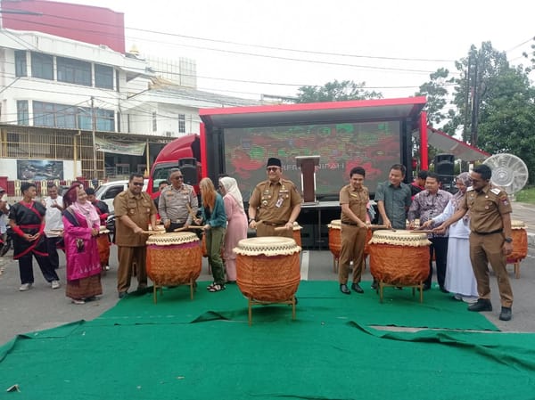 Menuju Integrasi Masyarakat Multikultural, Alek Nagari Berok Nipah Padang, Digelar