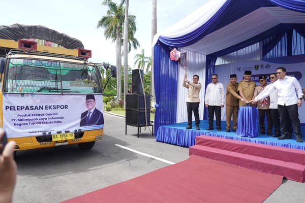 Lepas Ekspor Gambir, Menteri Perdagangan Budi Santoso Dorong Hilirisasi