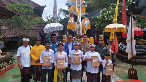 Gubernur Maluku resmikan Candi Bentar Ambon