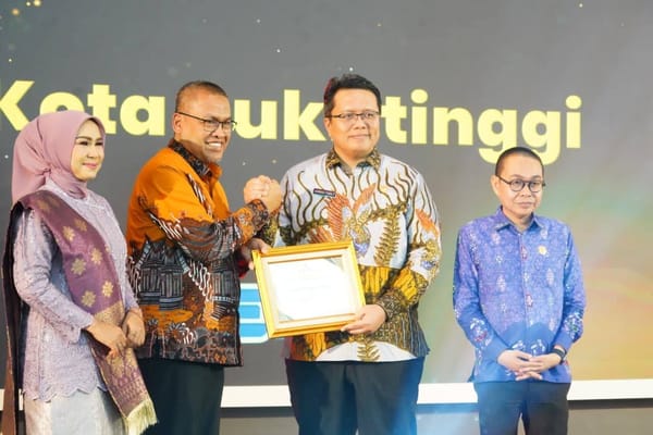 Keterbukaan Informasi Publik, Pemkab Tanah Datar Kembali Raih Penghargaan