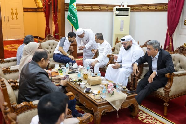 Bahas Umrah Langsung via SIM, Gubernur Mualem Fasilitasi Pertemuan SAM Airlines dengan KATUHA