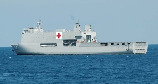 TNI Angkatan Laut kerahkan kekuatan bantu korban bencana alam di Sumatera Barat dan Sumatera Utara.