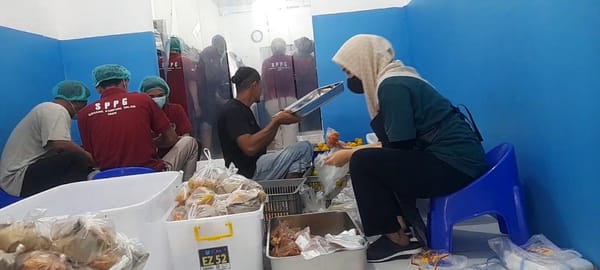 Selama Bencana di Padang, MBG Dialihkan untuk Warga Terdampak Bencana