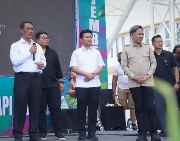 Menteri Pertanian Mendukung Pengembangan Peternakan Lokal di Kabupaten Jember.
