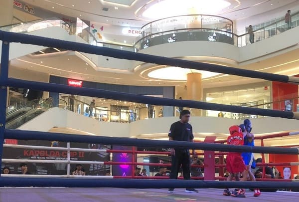Kapolda Cup II Kickboxing di The Park Mall Semarang,
