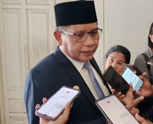 Wali Kota Ambon : Aturan Mutasi ASN Demi Efisiensi dan Penyatuan Keluarga
