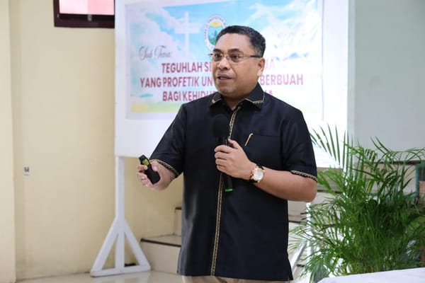 Anak Terancam di Dunia Maya, Kominfo Ambon Minta Orang Tua Jangan Diam