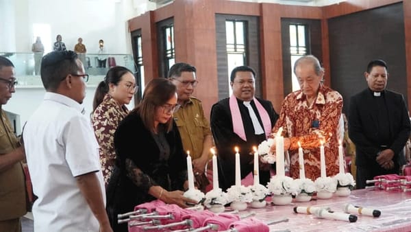 Natal Pemkot Ambon: momentum ASN Layani Masyarakat dengan Hati