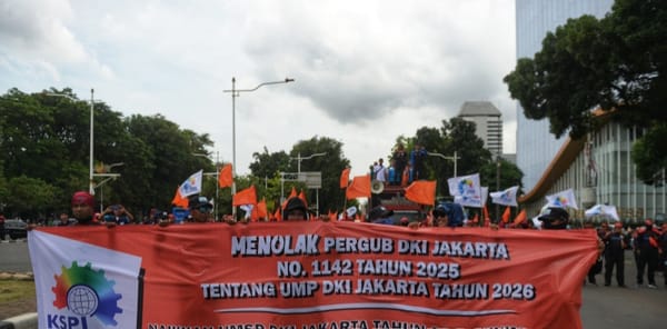 "UPAH 2026: Antara Kesejahteraan Buruh dan Ancaman PHK"