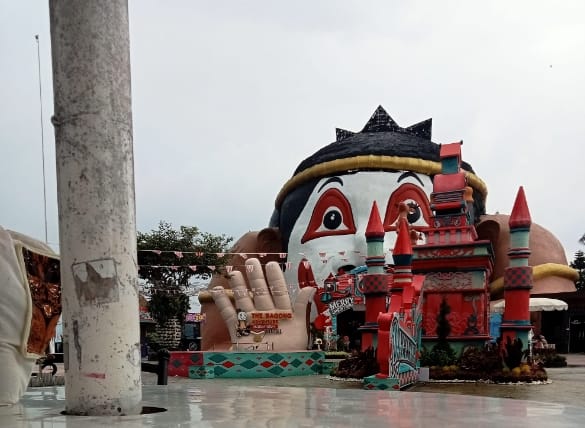 Meski Hujan, Jatimpark 1 Tetap Ramai Pengunjung