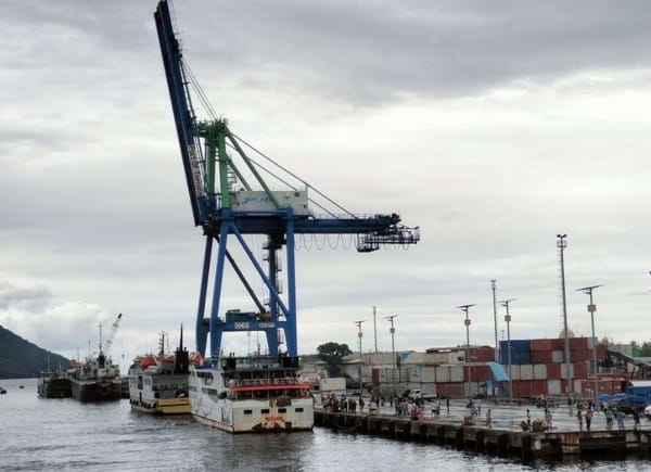 Dipastikan Selama Natal dan Tahun Baru Distribusi Pangan ke Ternate Tetap Aman