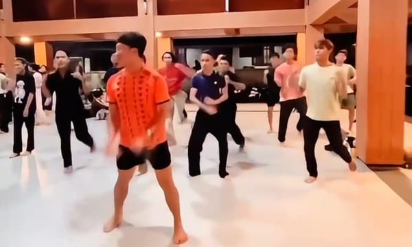 Pergantian Tahun Tanpa Mercon dan Kembang Api di Muara Hotel Ternate