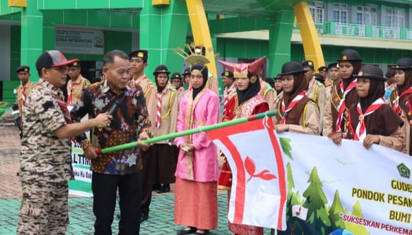 Karnaval Pramuka Awali Kegiatan Perkemahan Madrasah Se-Maluku Utara