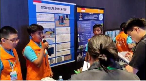 Siswa MAN 4 Jakarta Selatan Raih Medali Perak pada Ajang Internasional IYRC 2025 di China