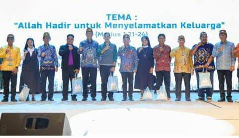 Gubernur Kalteng Hadiri Natal Bersama Pemprov 2025, Teguhkan Kasih Allah dan Kebersamaan