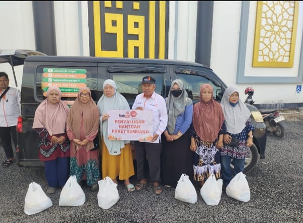 LAZISMU Al Furqan Salurkan Bantuan Sembako dan Paket UMKM