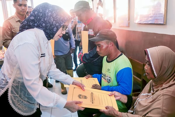 Bupati Lumajang Pastikan Pemulihan Penyintas Semeru Terus Dikawal