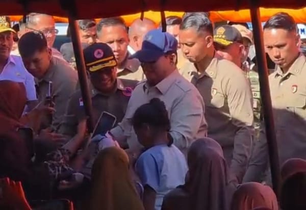 Presiden Prabowo Janji Bangun Kembali Infrastruktur dan Rumah Warga yang  Rusak Akibat Bencana di Sumbar
