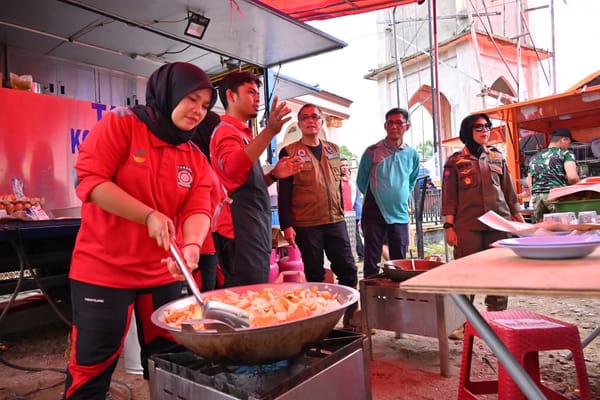 Payakumbuh Buka Dapur Umum untuk Warga Agam Korban Bencana Alam