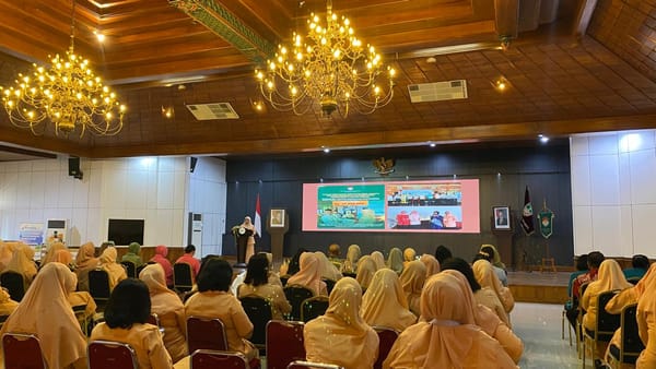 Perempuan Yang Tergabung Dalam DWP Kota Surakarta Diminta Berkontribusi Membangun Karakter generasi Muda