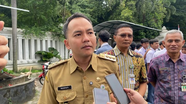 Pemerintah Kota Solo Memberikan Bantuan Hukum Kepada Guru Dari Ancaman Kriminalisasi.