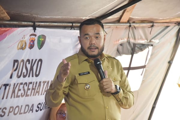 Wali Kota Padang Fadly Amran Ajak Seluruh Ayah Ambil Rapor Anak ke Sekolah